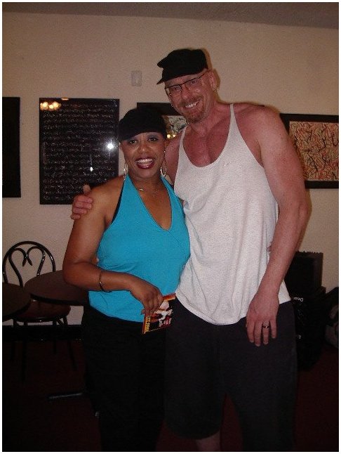 2327-Mekole Wells & Scott Free