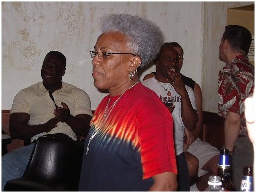 Gaye Adegbalola, and in the background you can spot Scot Free's lover (Dean), and Tori Fixx
