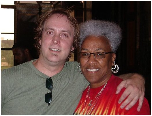 2473-Roddy Barnes & Gaye Adegbalola